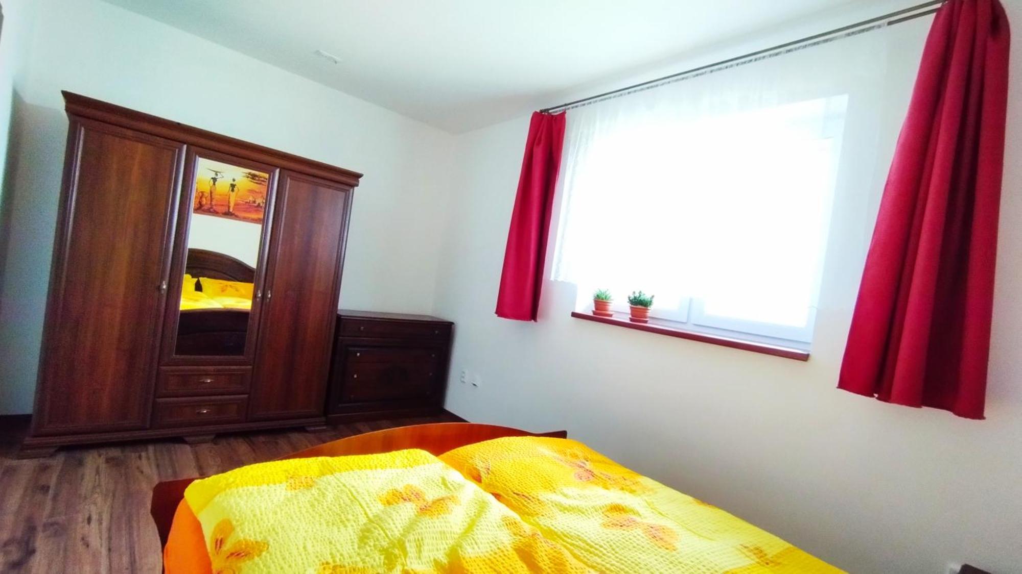 Apartman Scheyer Frýdek-Místek エクステリア 写真